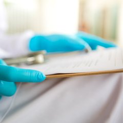 Valider les résultats d'analyses Suivi de résultats à la Clinique de prélèvements NR à Sainte-Marie, service personnalisé pour les patients de Saint-Isidore à Frampton.